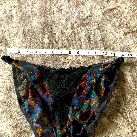 Oscar de la Renta Teddy/Lingerie Set - Picture 6 of 16